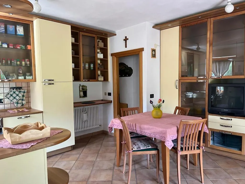 Apartment Appartamento Fiore Dell'Alpe Bormio Italy